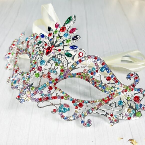 Masquerade Ball Party Silver Mask, Venetian Rainbow Eye Masks, LGBT Parade, Prom - Picture 2 of 3